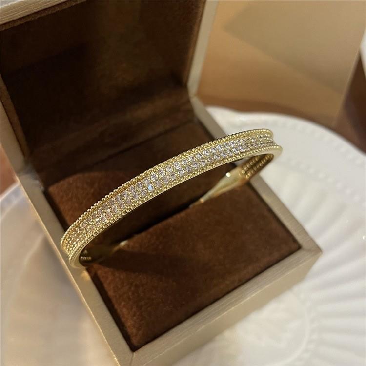 Geometric Zirconia Silver Bracelet For Women With Elegant Design For Office Wear