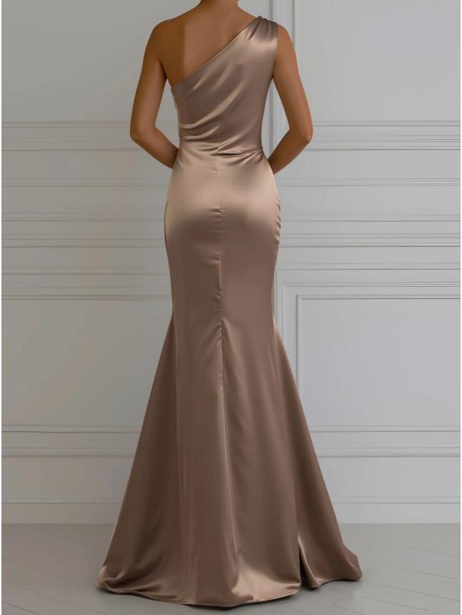 Elegant Waist-Cinching Backless Sleeveless Dress for Women - Solid Color Summer 2026 Collection