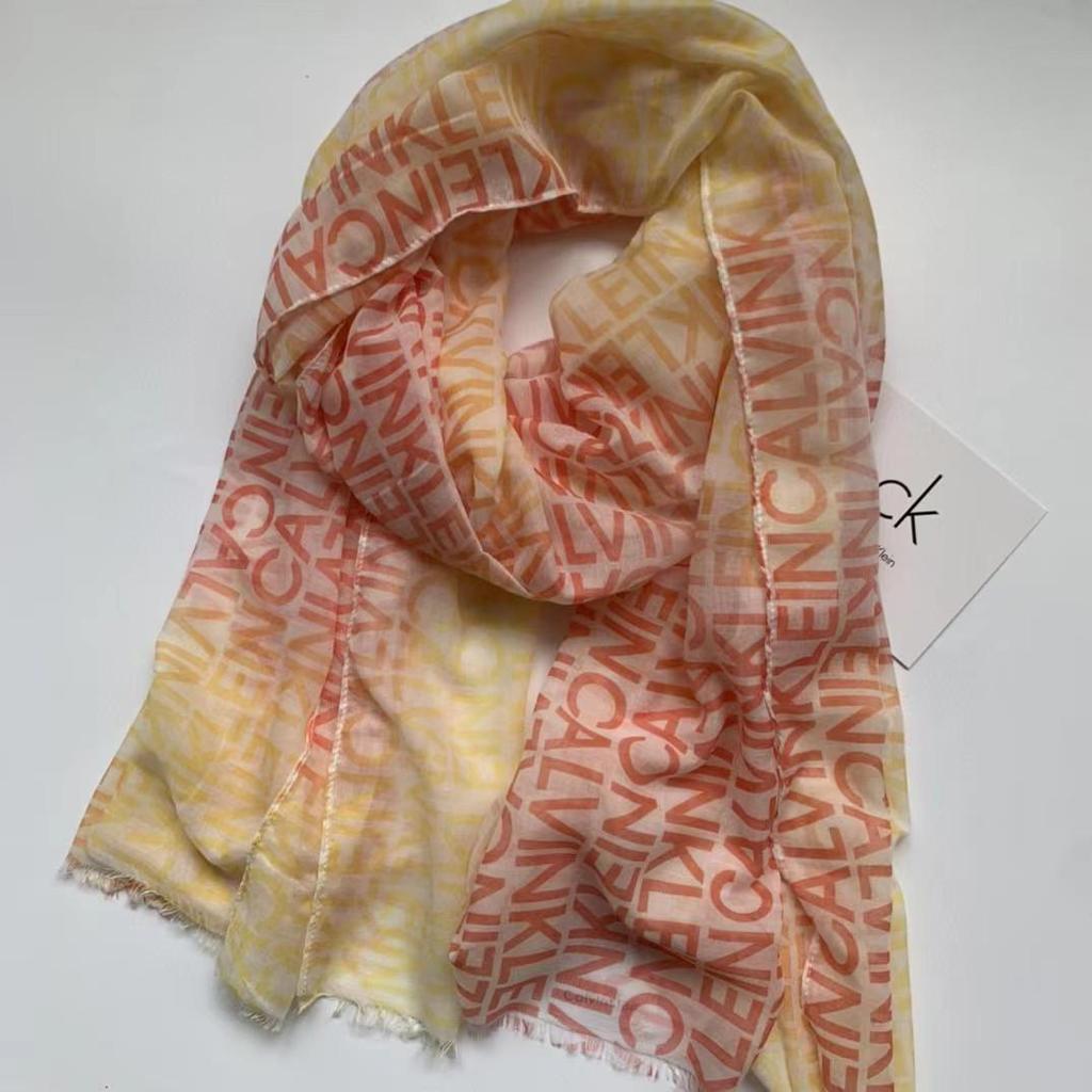 Elegant Floral Jacquard Woven Scarf Shawl for Europe and America