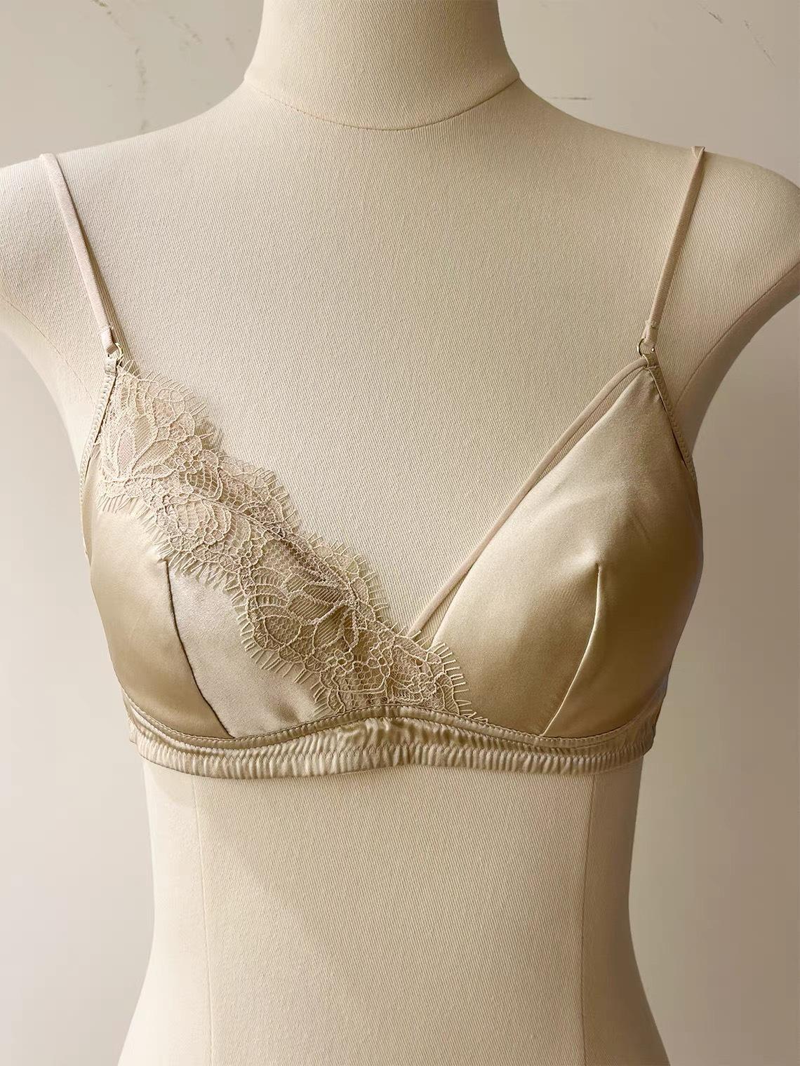 Французский асимметричный кружевной треугольный атласный комплект бюстгальтера с тонкими бретелями 34/75AB