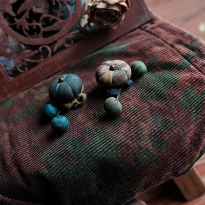 Vintage verschiedene kleine Persimmon Anhänger Zubehör Brosche Pin zufällige Farbe
