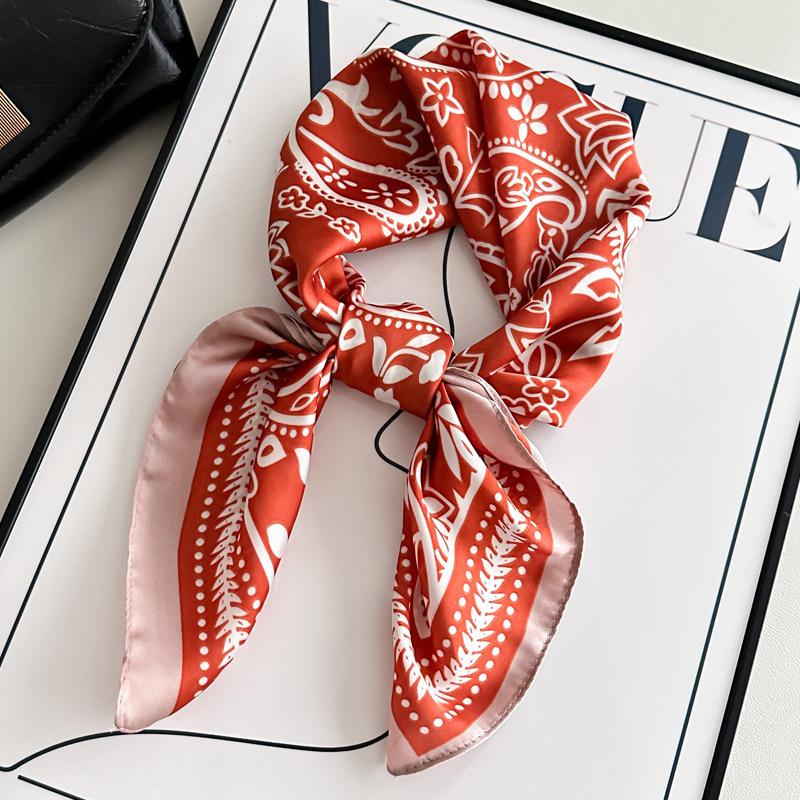 Stile britannico geometrico nuovo collo 71 seta sintetica piccolo foulard primavera e autunno versatile temperamento foulard da collo da donna