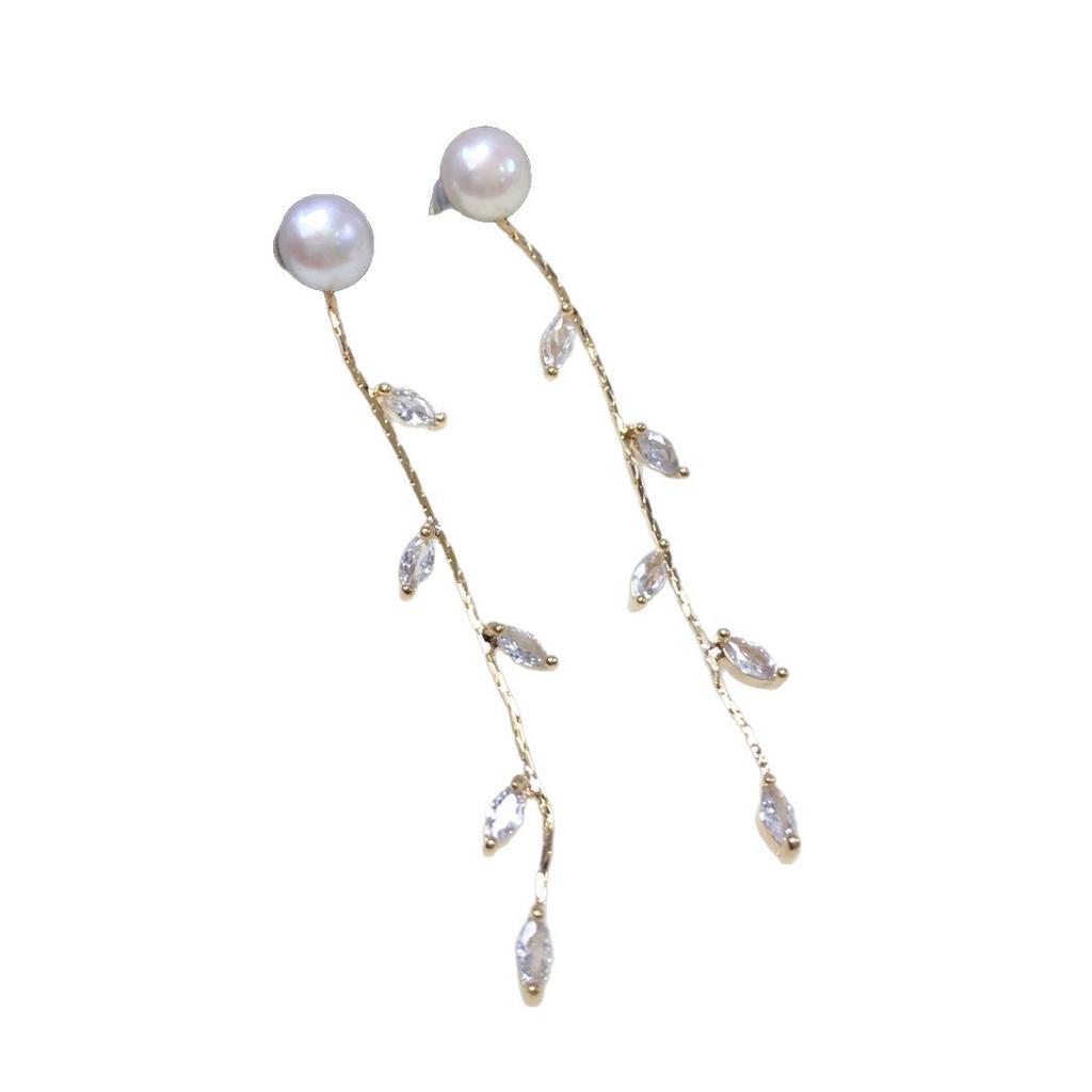 Natural freshwater pearl earrings with micro inlaid zircon leaves and simple design of willow branches. A multi wearing pearl jewelry
