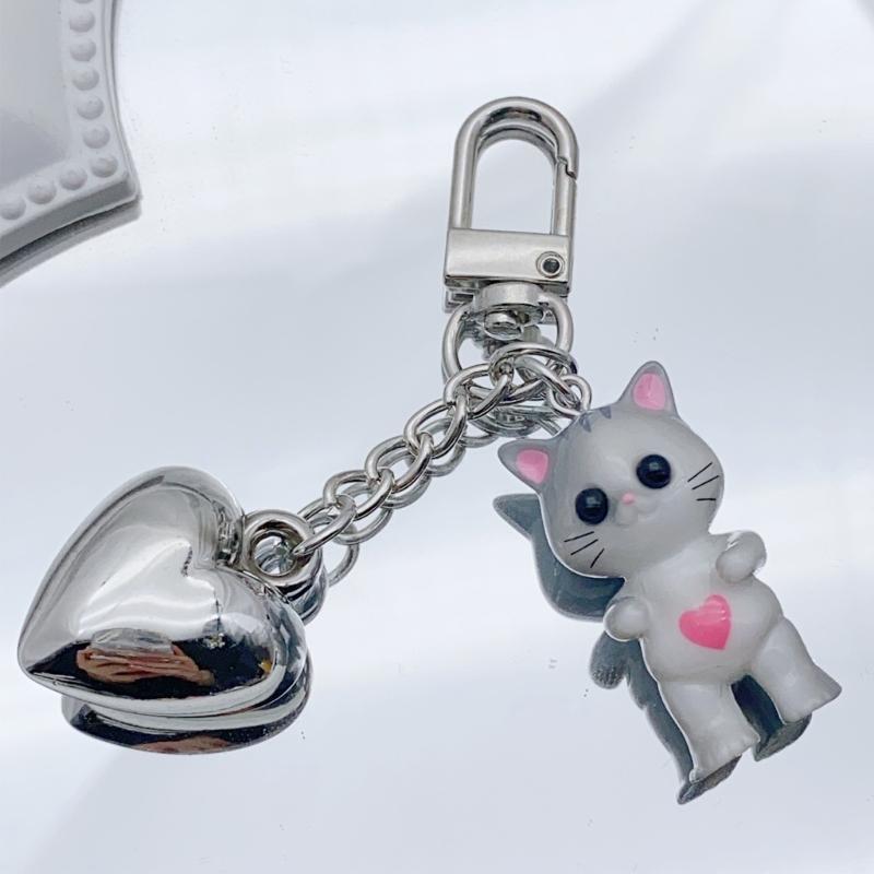 Sweet Cartoon Cat Heart Keychain Pendant Lovely Hangings Decorations Keyring Charm for Purse Bag Backpack Handbag