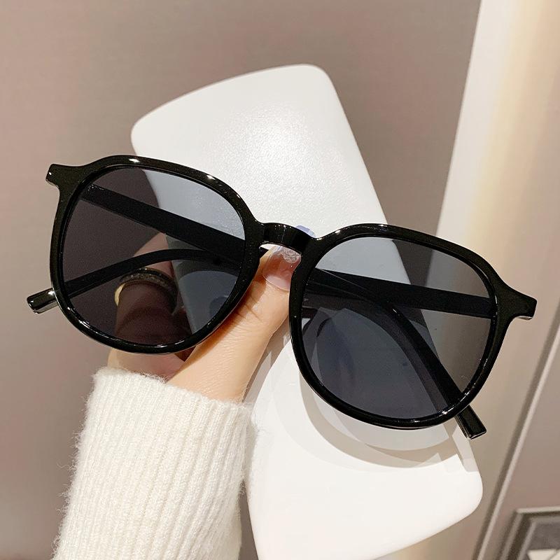 

Round Trendy Womens Frame Fashion Sunglasses Summer Outdoor Protection Sun StyleA