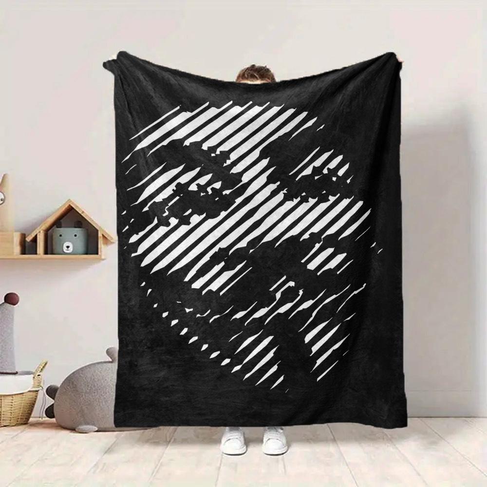 1pc Abstract Design Blanket Soft All Season Throw with Vibrant Design, Perfect for Home, Travel, and Gifts, Ideal for Naps and Camping