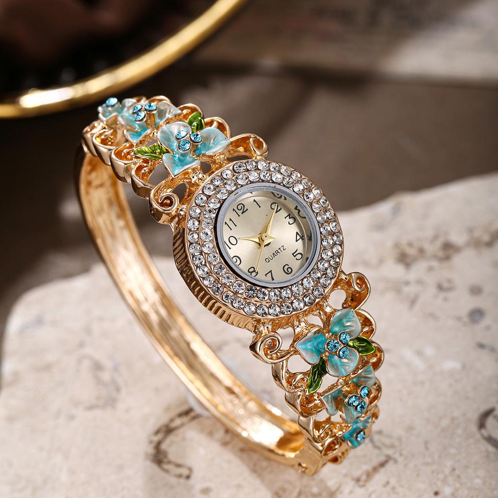 Vintage Court Style Floral Watch for Women Quartz Wristwatch