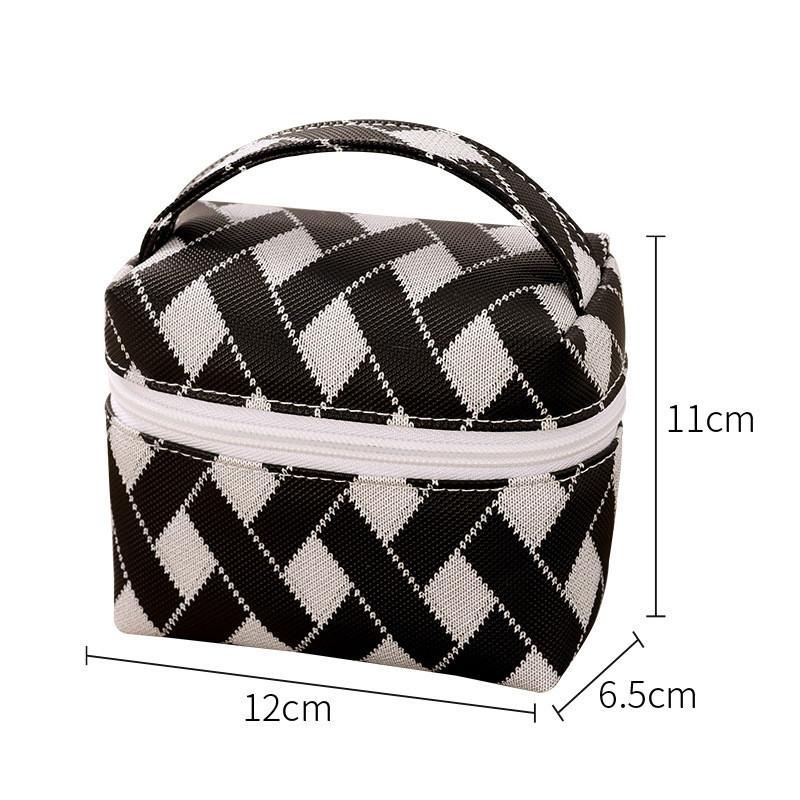 Stylish Pvc Knit Texture Waterproof Cosmetic Bag Portable Makeup Pouch Urban Minimalist Style Rh2337 Beige StyleF
