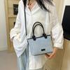 IELGY Denim Bag, Versatile Fashion Textured Messenger Bucket Bag