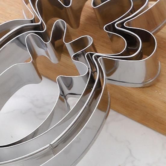 4Pcs/Set Cake Mold Rabbit Carrot Design Cookie Cutter Set Stainless Steel 430 Non-Stick Fondant Biscuit Mold