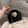 Akşam el çantası kadın çantası parlak çanta kalp şekli Metal manşonlar çanta moda zincir omuz Crossbody çanta lüks bayan çanta