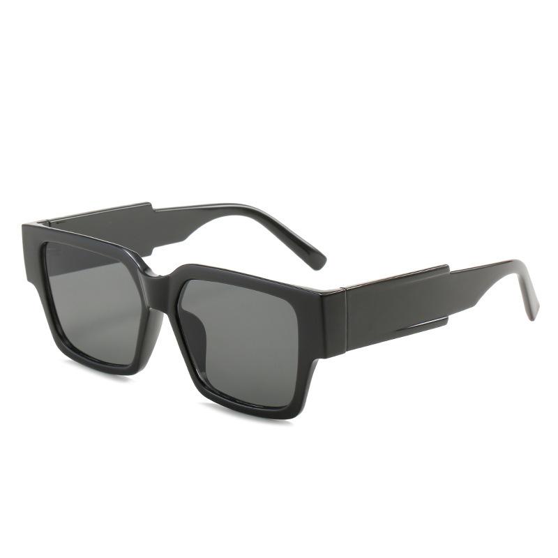 Mixed special treatment, fashionable PC metal glasses, free glasses for customers, excellent quality and price