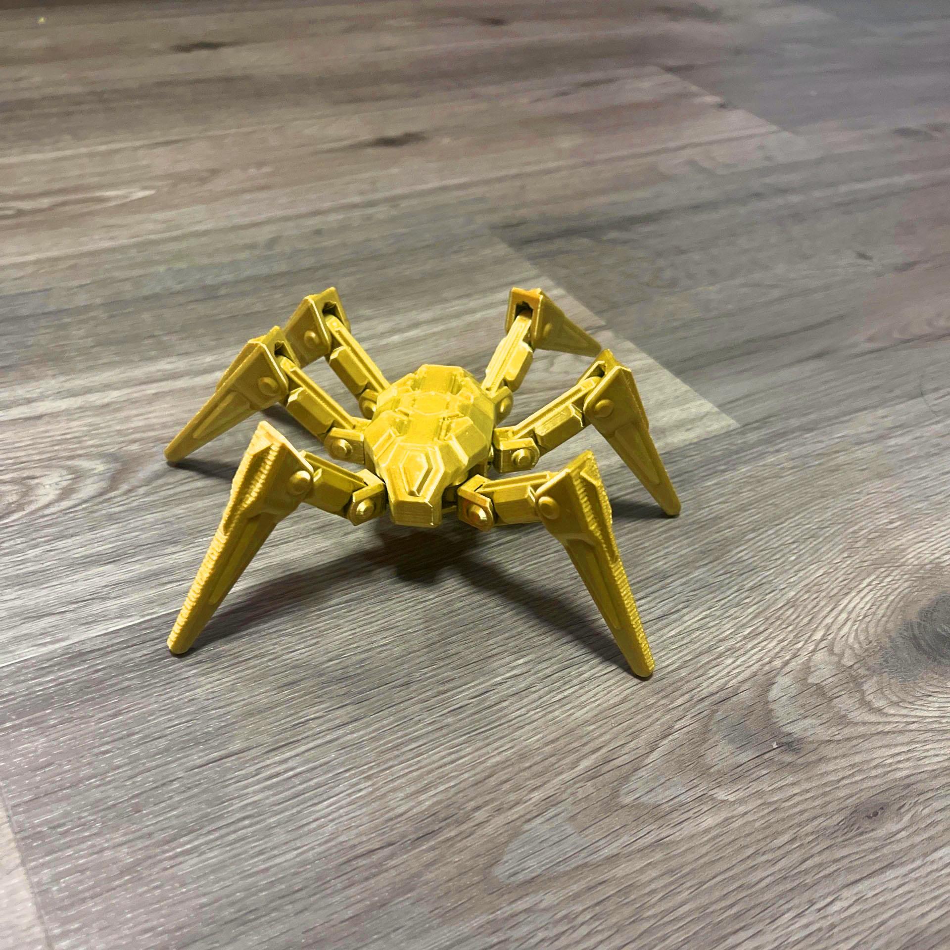 

3D printed spider model with six legs, free movement of joints, creative collection of desktop decoration animal models золотой