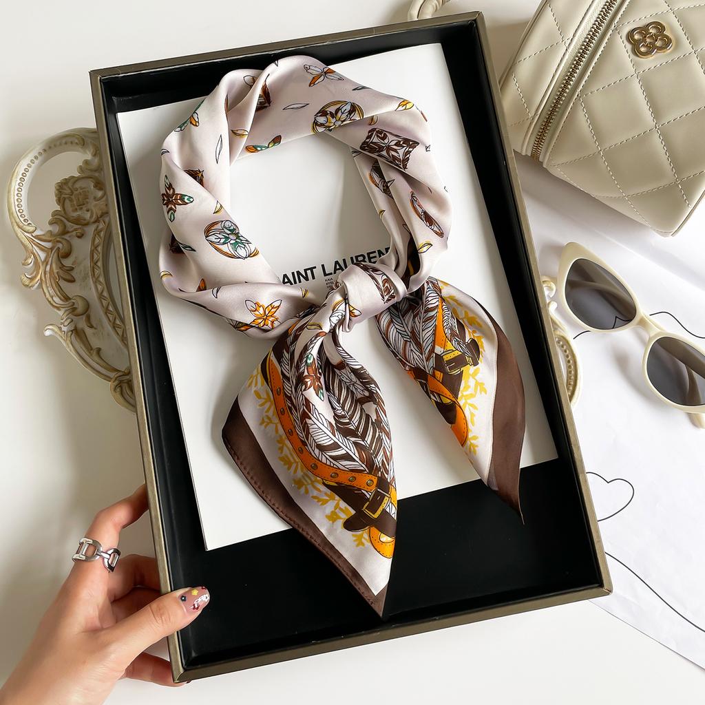 70 Simulation Silk Navy Blue Cashew Silk Scarf, Simple And High-End Sense Matching Square Scarf, Women'S Decorative Thin Scarf, Workplace Scarf.