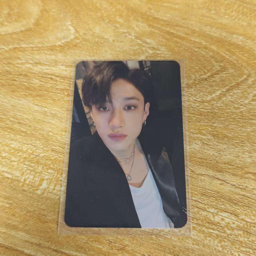 Stray Kids אלבום קלף 5 כוכבים, באנגצ'אן צד כפול