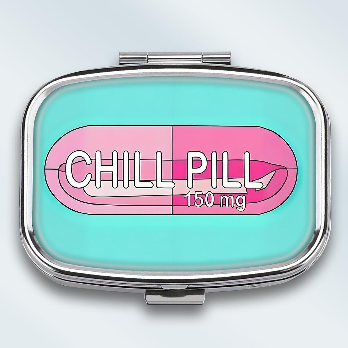 

Portable Pill Box with 2 Compartments, Mini Metal Medicine Organizer Case, Cute Printed Pill Container for Vitamins, Pills, Jewelry, Travel, Daily Use різнокольоровий