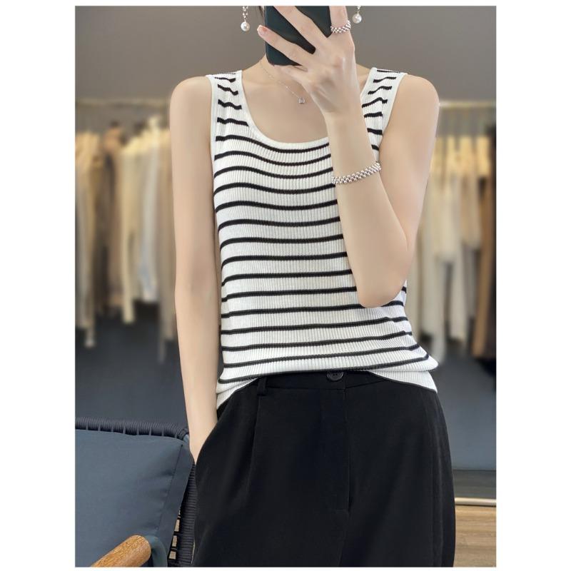 U-neck Striped Tensile Knitted Vest for Women In Summer, Suspender Inner Wear, Design Sleeveless Top