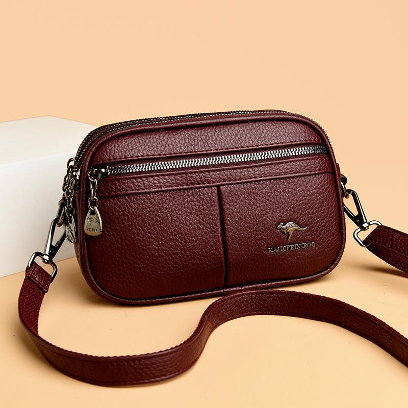 A Fashionable Single-shoulder Bag with Multiple Zippers and A Crossbody Bag for Middle-aged Mothers