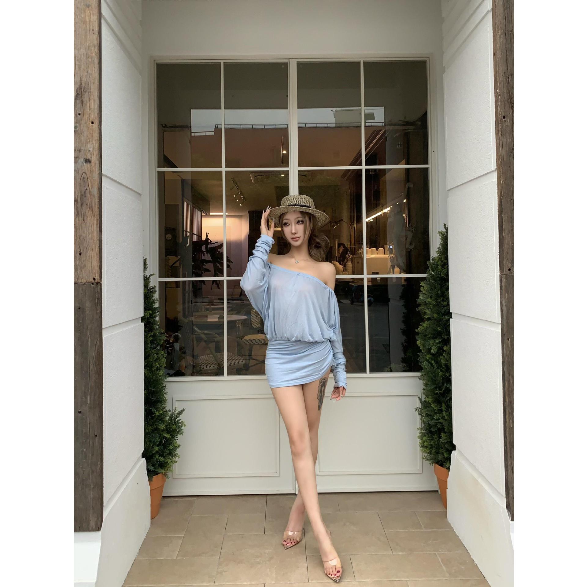 

Blue One-Shoulder Long-Sleeve Slim Fit Autumn Dress with Batwing Sleeves Large синий
