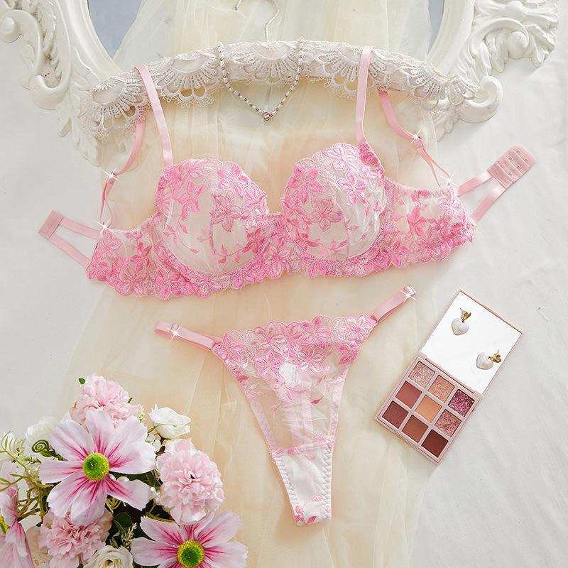New French Sexy Pure Desire Erotic Underwear Hollow Ultra-thin Lace Perspective Flower Embroidery Erotic Set