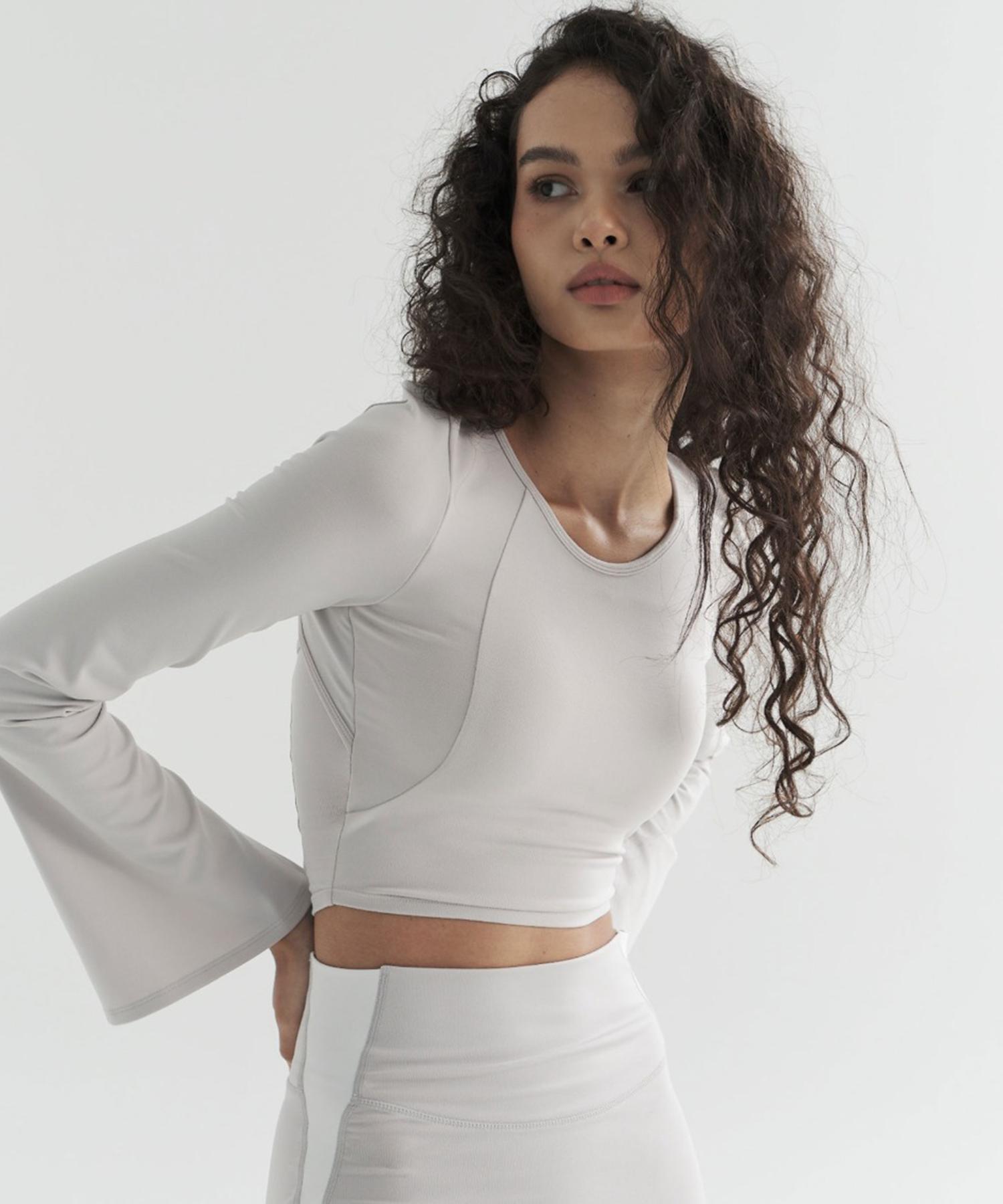 Poete Leaf Long Sleeve Crop Top - Beige L