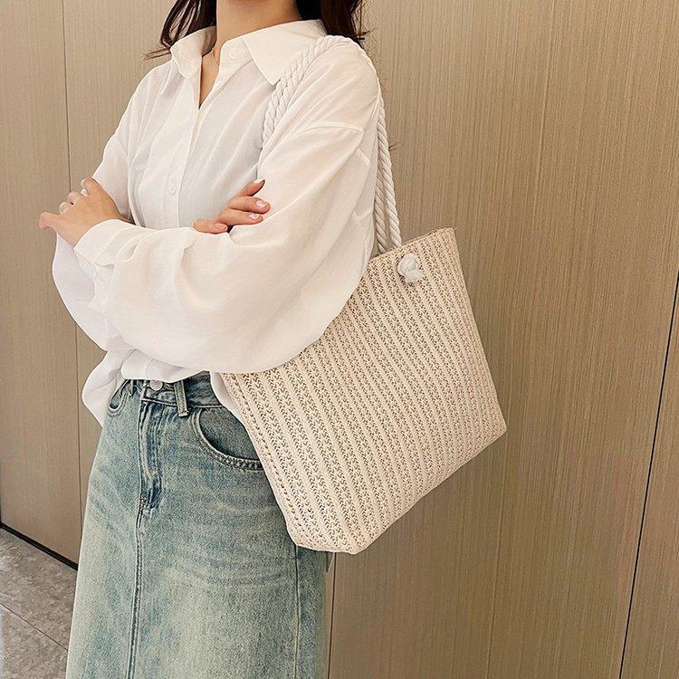 Fashion Large Capacity Shopper Shoulder Bag for Women Straw Woven Handbag Summer Beach Woven Simple Tote Bag