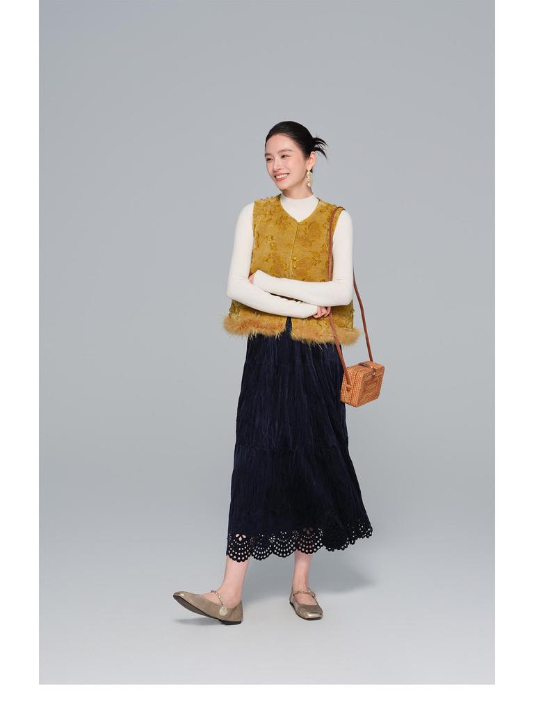 Velvet Hollow Hem A-line Cake Skirt - Women's Slimming Autumn/Winter 2025