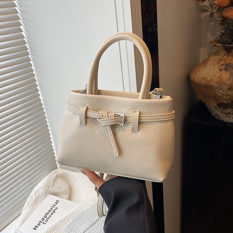 

Today s popular handbags, women s new summer fashion shoulder bags, versatile messenger tote bags белый