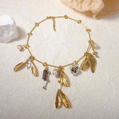 Exquisite New Personalized Retro Multi-element Alloy Leaf Pendant Necklace Casual Exaggerated
