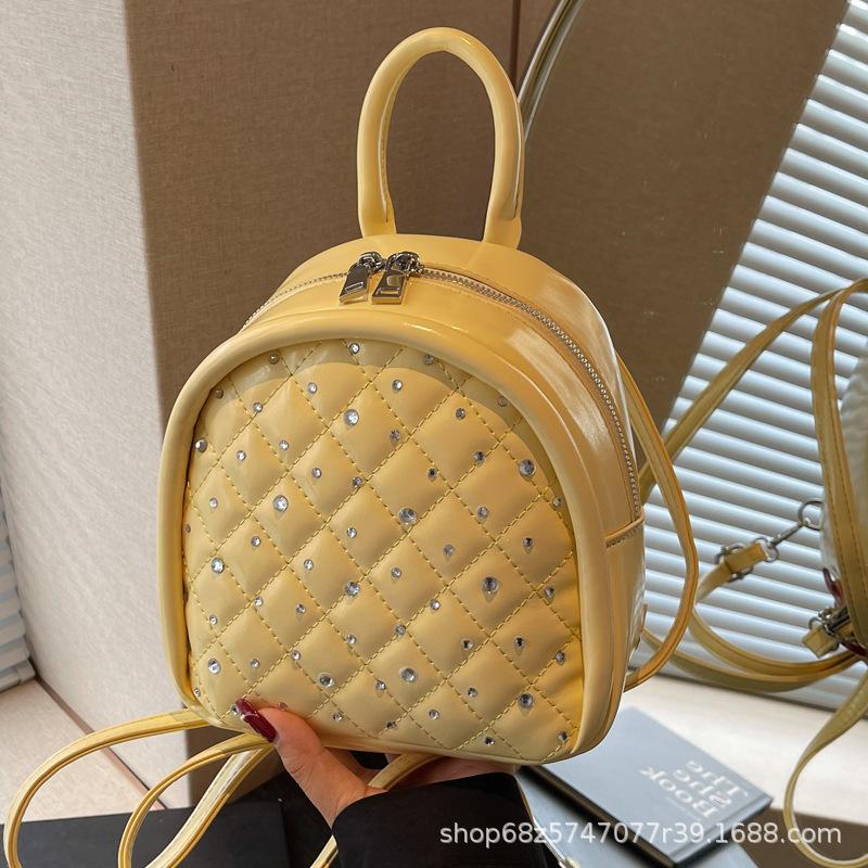 Rivet Backpack Women's 2025 New Fashion Personality Punk Style Lightweight Soft Leather Women's Backpack Casual Travel Bag