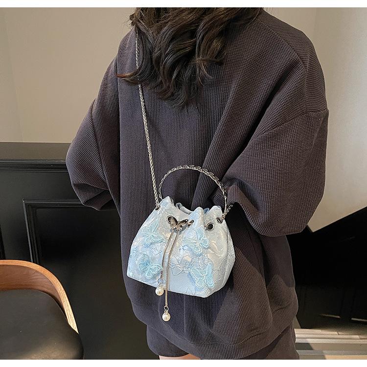 Trend hand-carried bucket bag women's new versatile chain commuter to work shoulder messenger bag