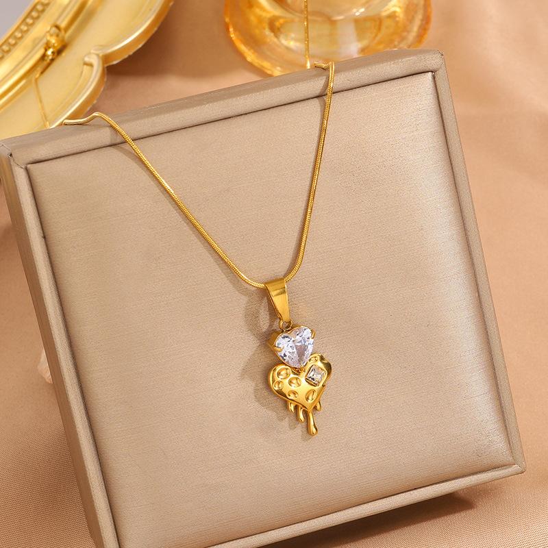 Titanium Steel Necklace, Bracelet, Earrings, Ring, Luxury-style Set with Sparkling Diamonds, Heart-shaped Design
