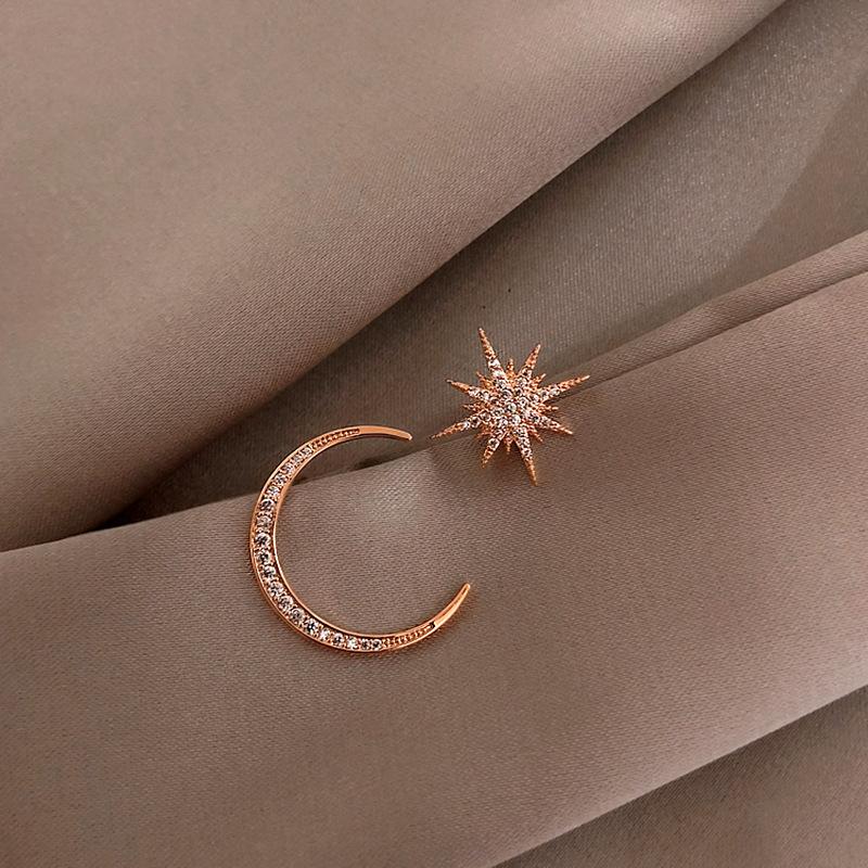 Vintage Classic Sun Moon Earrings Women Dangle Earrings Asymmetric Earrings Of Star And Moon Female Korean Jewelry