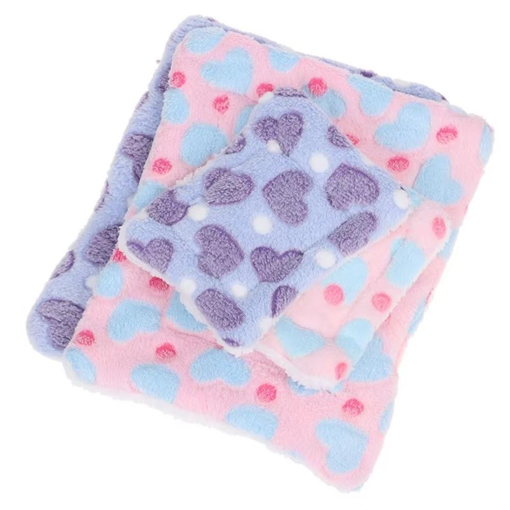 Comfortable Winter Mat Warm Padding Chew-Resistant Small Animal Sleeping Bag Washable Pet Bed Pad Small Pets