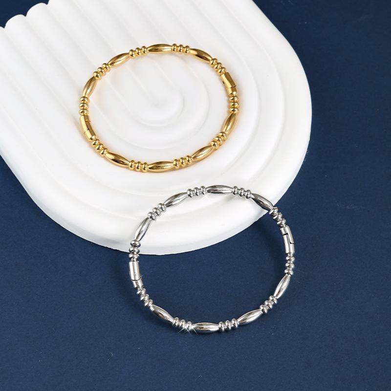 Luxury Titanium Steel Starry Bracelet Women Tarnish Free Electroplated Stainless Steel Bangle INS Fashion Jewelry