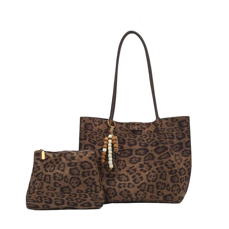 Casual Large-capacity Bag Women's 2025 Autumn New Tongle Shoulder Bag Popular Leopard Print Portable Tote Bucket Bag