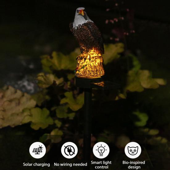 Rustic Wilderness Style Ornaments Eagle Solar Garden Light, Outdoor Waterproof LED Light with Weather Resistant Decor Stake, Bald for Courtyard