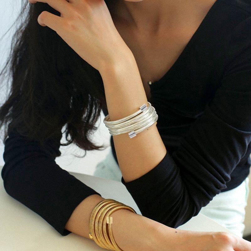 Stapelbarer Mehrschichtiger Armreif Stilvoller Metall Elastischer Schmuck Stapelbarer Armreif Elastisches Armband für Modebewusste Liebhaber