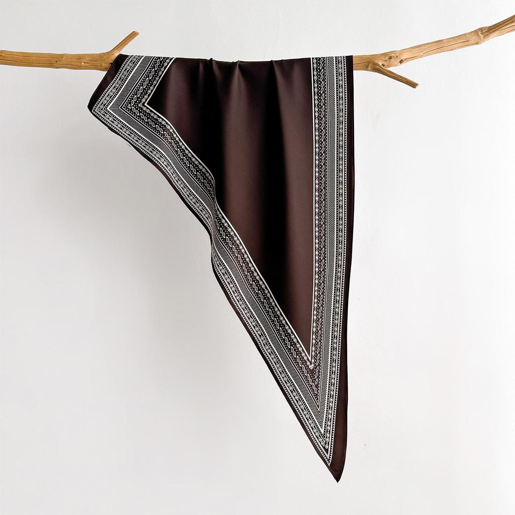 Women S Vintage Printed Triangular Scarf Elegant Commuting Shawl Spring Accessory