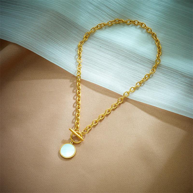 Gold Plated Toggle Chain Necklace with Mother of Pearl Pendant, Vintage Chunky Cable Chain for Women, Elegant Daily Jewelry