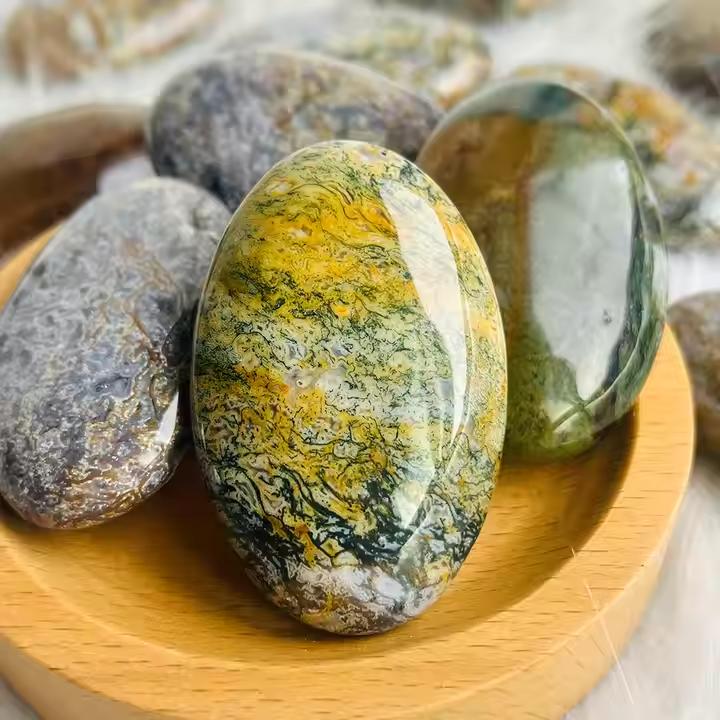 Natural High Quality Ocean Jasper Palm Crystal Palm Stone Healing Moss Agate Palm Shaped for Home Decoration and Gift One Size