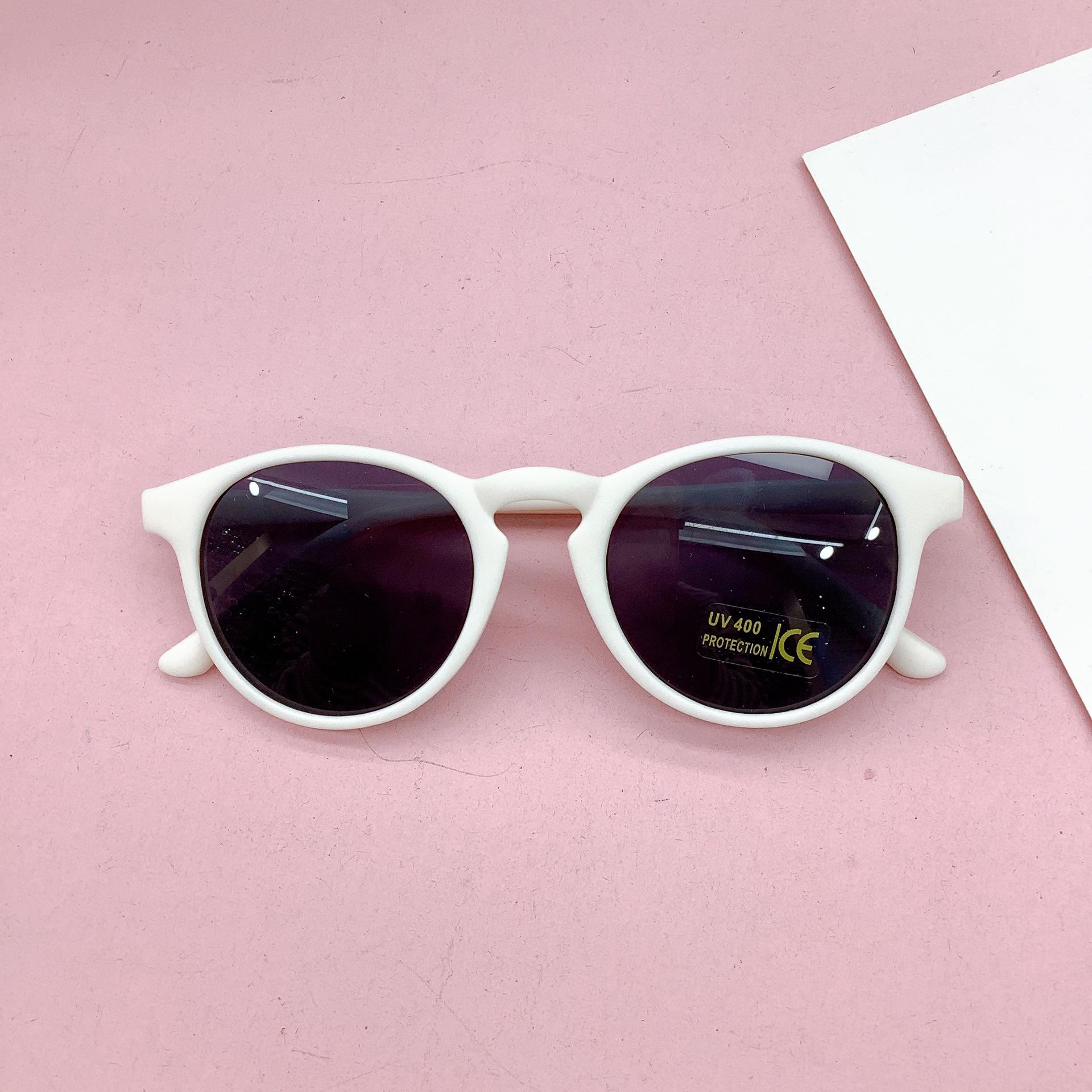 Fashion Children Sunglasses Trendy Round Frame Kids Sun Glasses Tinted Lens Fashion Personality UV400 Small Sun Shades белый
