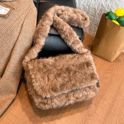 Sac à main pochette à rabat tendance en fausse fourrure douce, petits sacs à bandoulière pour femmes, tendance hiver 2025, sacs à main en peluche coréens, sac à bandoulière
