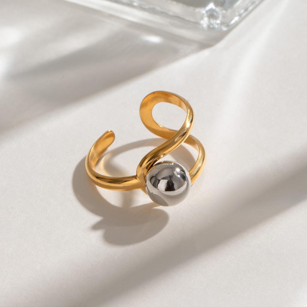 Yori Delicate Stainless Steel Minimalist Ring Exclusive Design 2025 Arrivals Popular Fashion Jewelry Gift New Wholesale