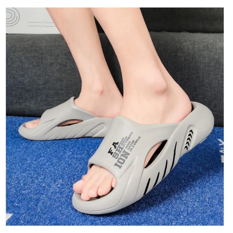 Fashion Summer Men Massage Slippers Indoor Outdoor Sandals Beach Casual Shoes Soft Sole Slides Men Flip-flops Men's Sandals Big Size 47