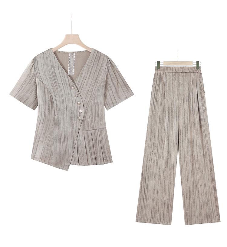 Women's Summer Slimming Two-Piece Set: Short Sleeve Blouse & Wide-Leg Pants