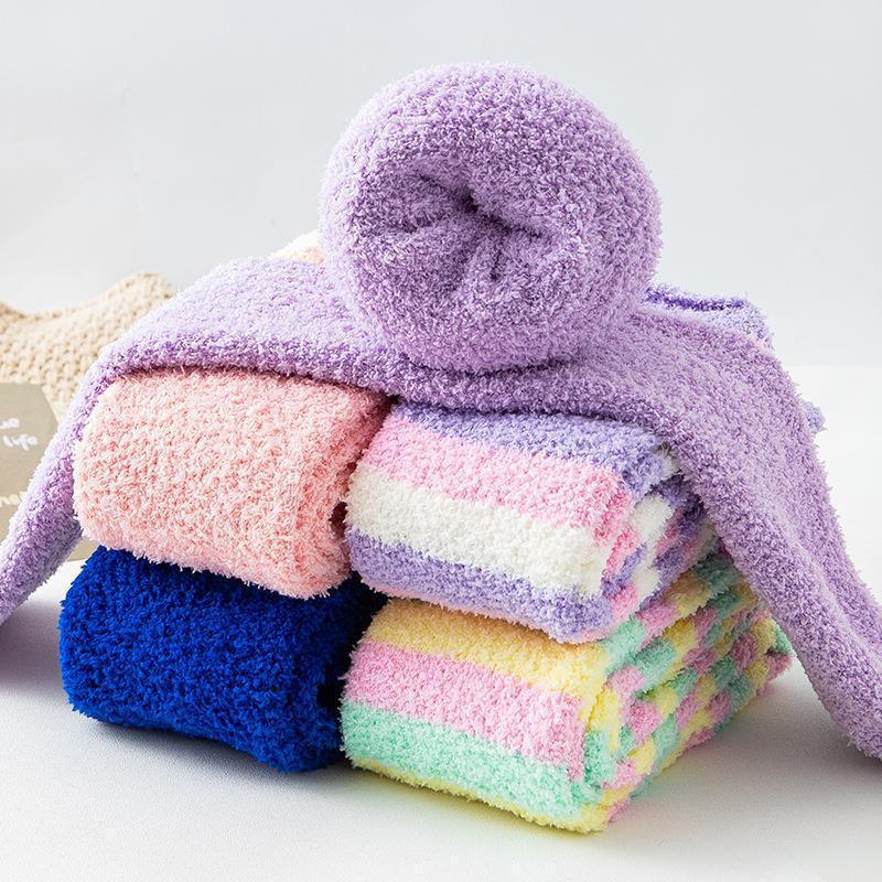 Încălzitoare pentru picioare Ciorapi de iarnă Coral Fleece Genunchi Scoks Sosete groase și calde