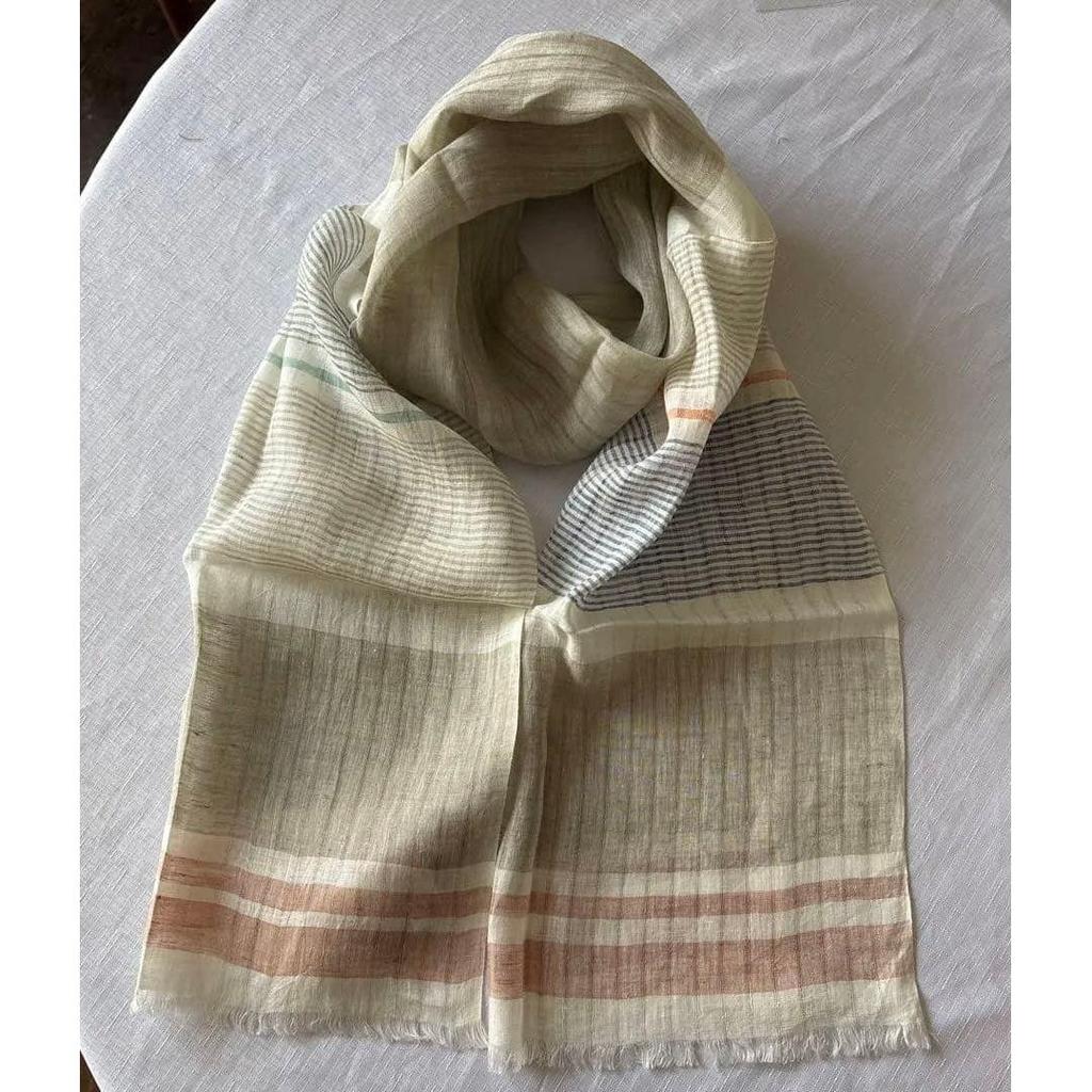 Used Natural color stripe pattern linen blend stole