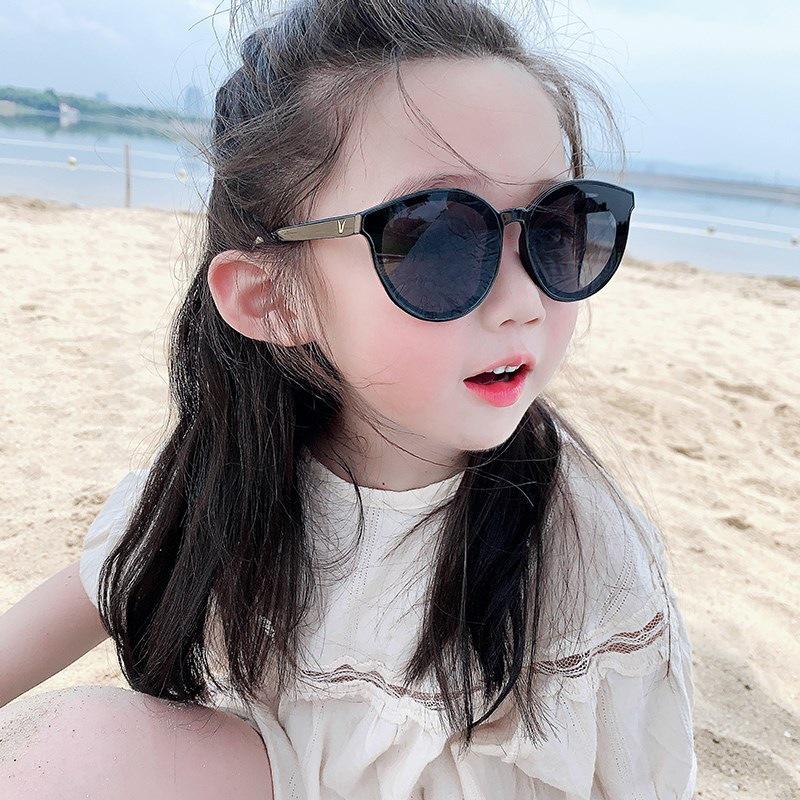 

Adorable Retro Baby Sunglasses with UV Eye & Sun Protection