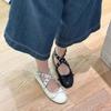 Cowhide version~ Korean version niche rivet bow round head light ** fork buckle belt Mary Jane shoes women's single shoes
